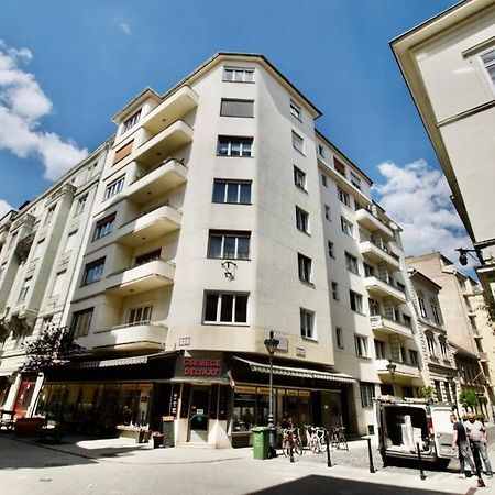 Premium Apartment By Hi5-Vaci Str. 3 Bedroom Budapest Eksteriør billede